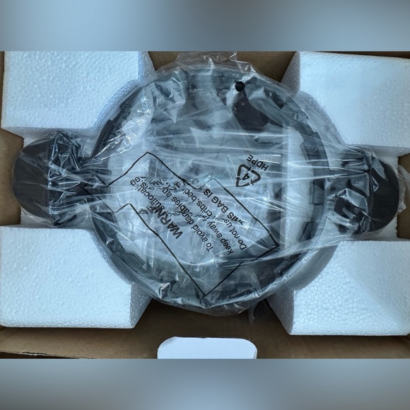 NIB Curtis Stone 5” Stuffed Waffle Maker - Picture 2 of 3